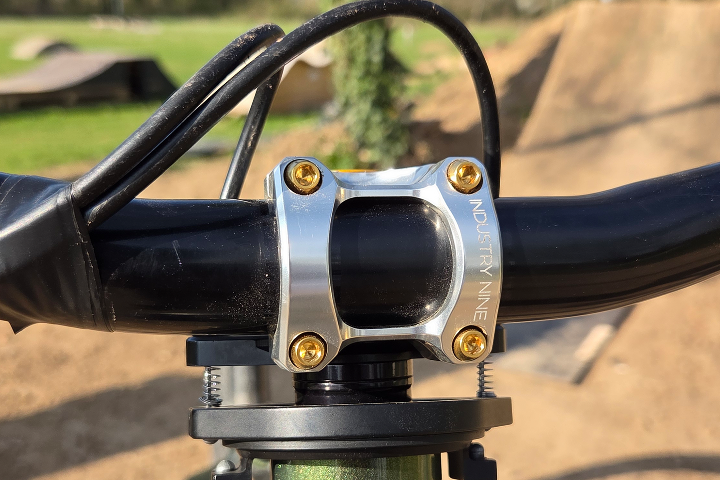 Industry Nine A318/A35 - Titanium Bolt Kit